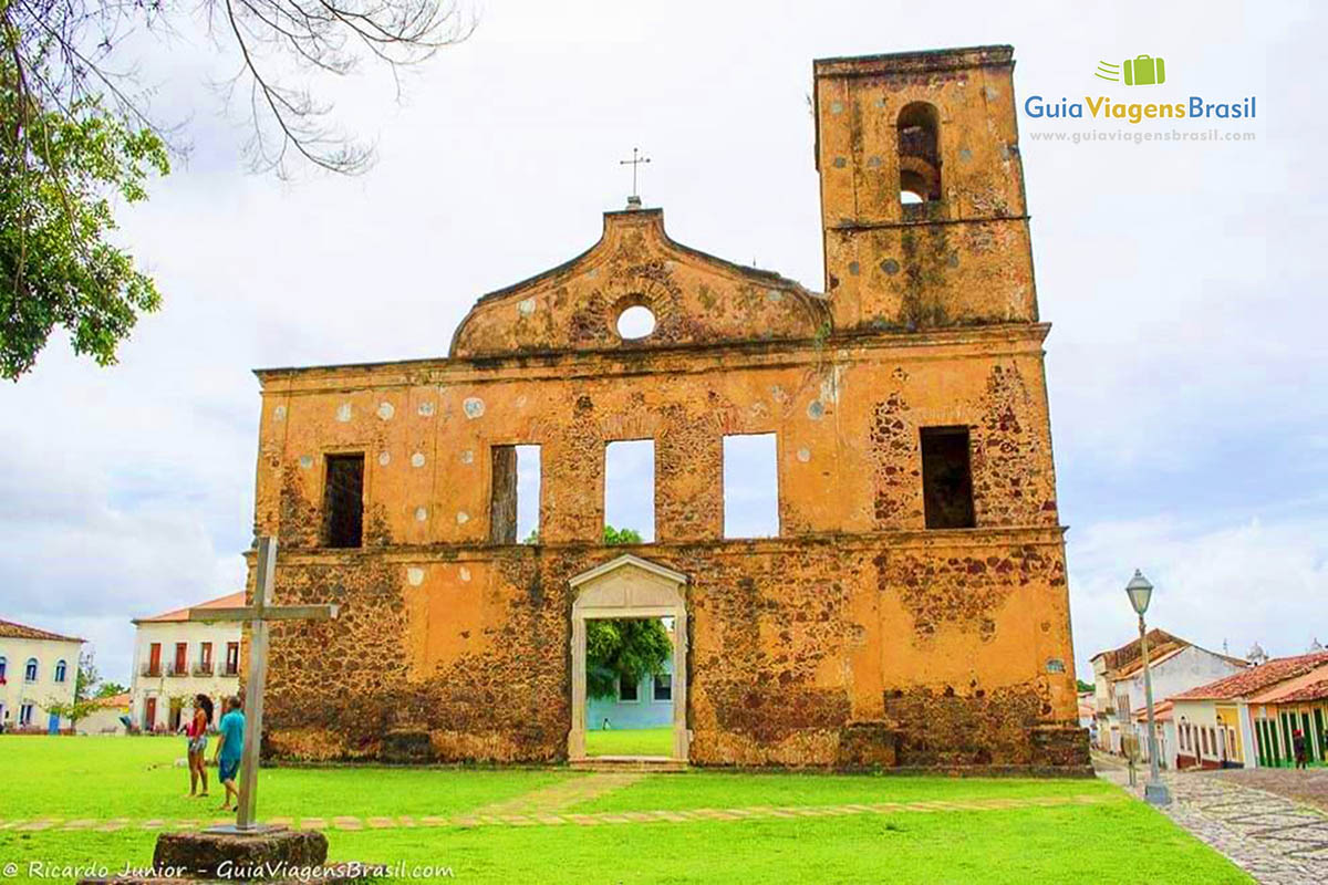 Imagem da ruínas da Igreja de São Matias.
