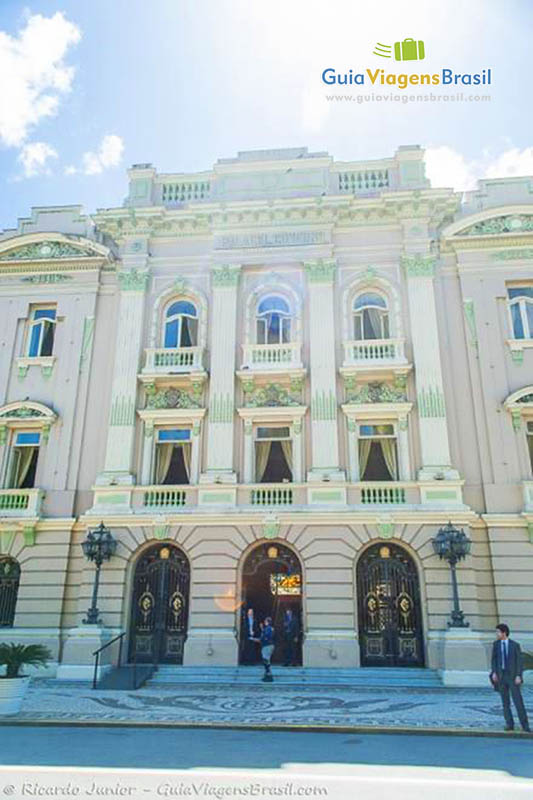 Imagem do Palácio do Campo das Princesas em Recife, sede do Governo Pernambucano.