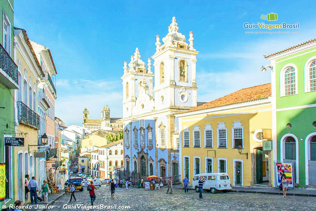 Imagem da ladeira e da igreja de Nossa Senhora do Rosário dos Pretos.