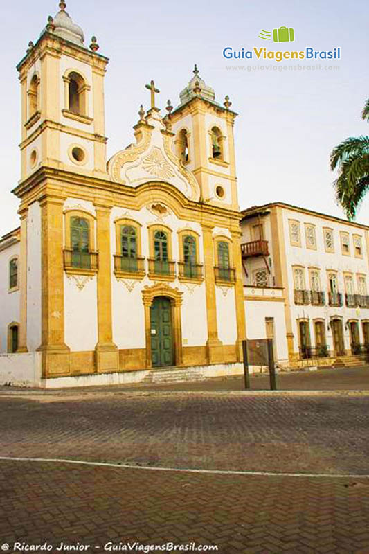 Imagem de igreja de estilo barroco, em Penedo, Alagoas, Brasil