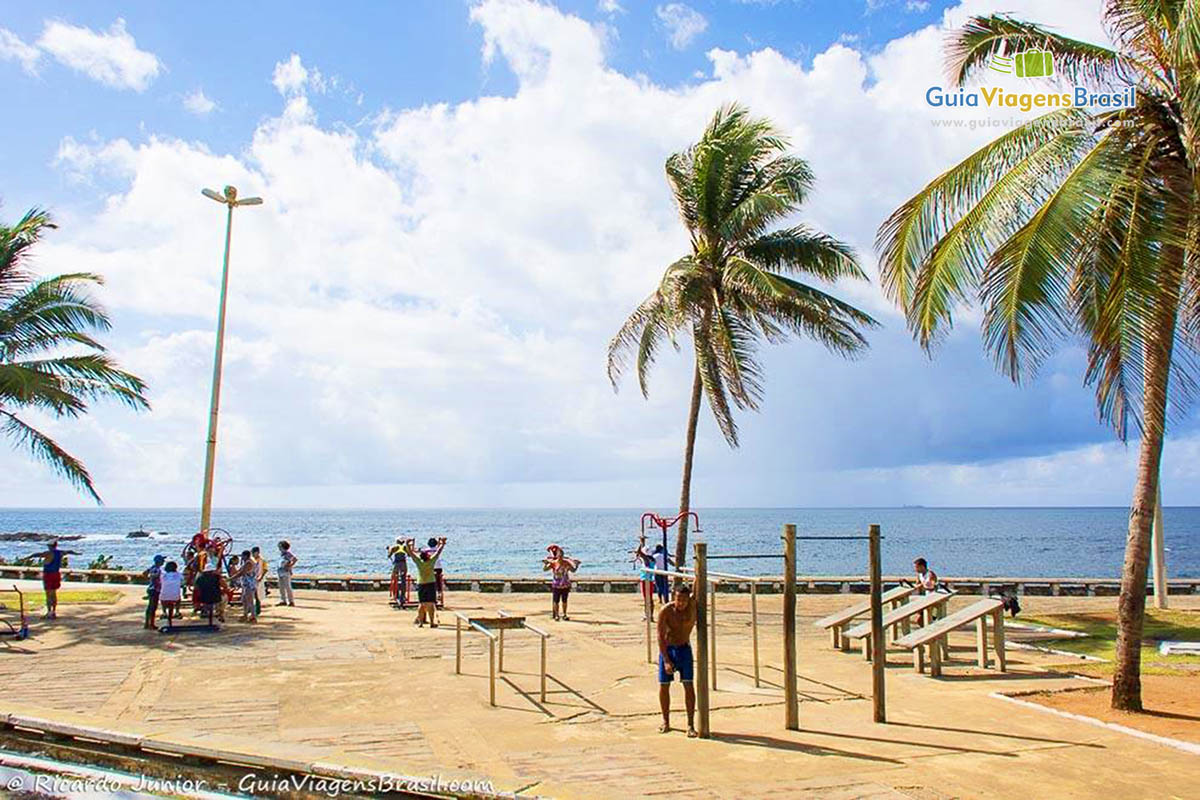 Imagem da Praia de Ondina, em Salvador, Bahia.